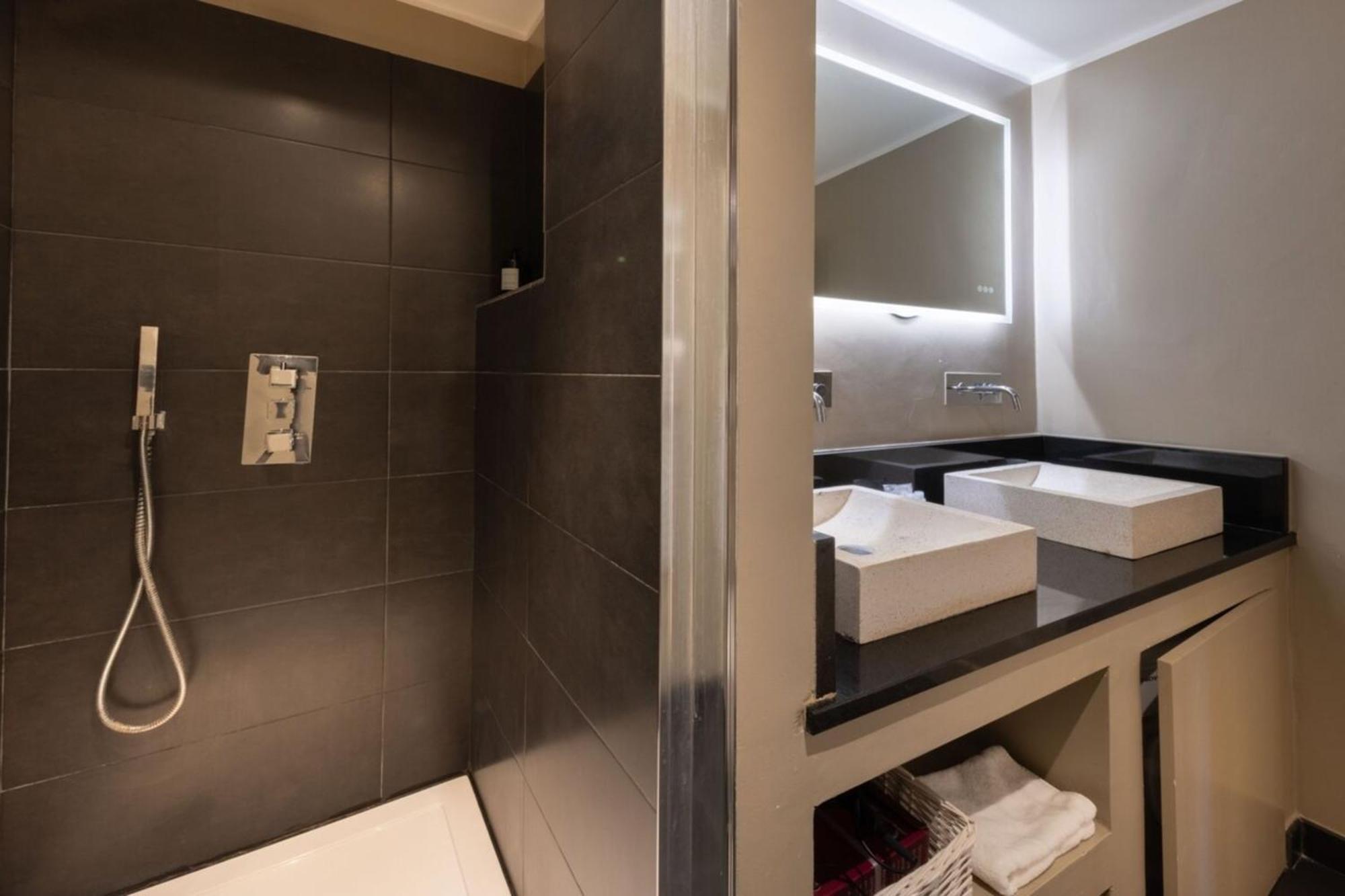 06A3 - Lovely Apartment In The Heart Of Old Nizza Exterior foto